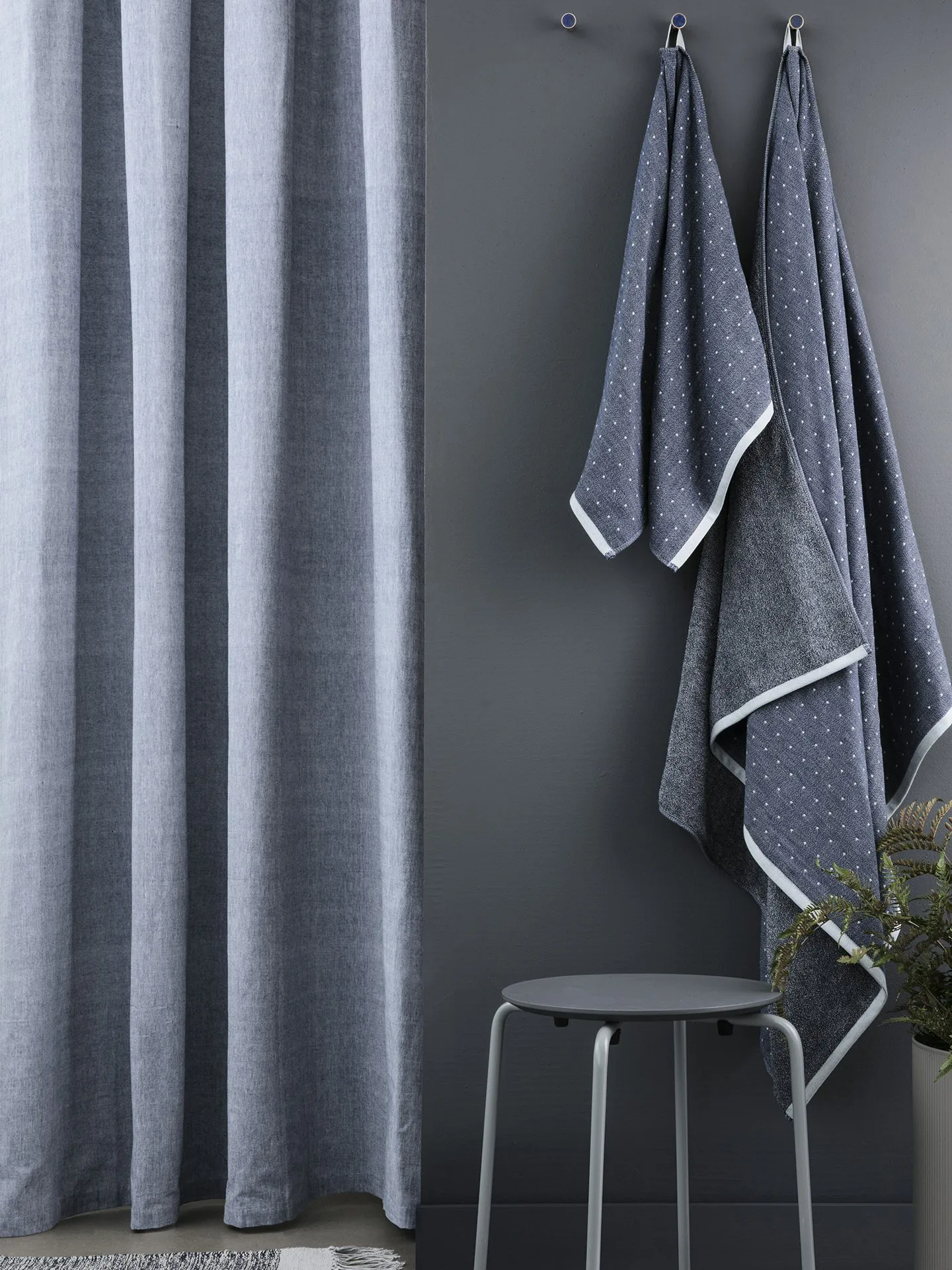 Chambray duschdraperi, Blå Ferm Living