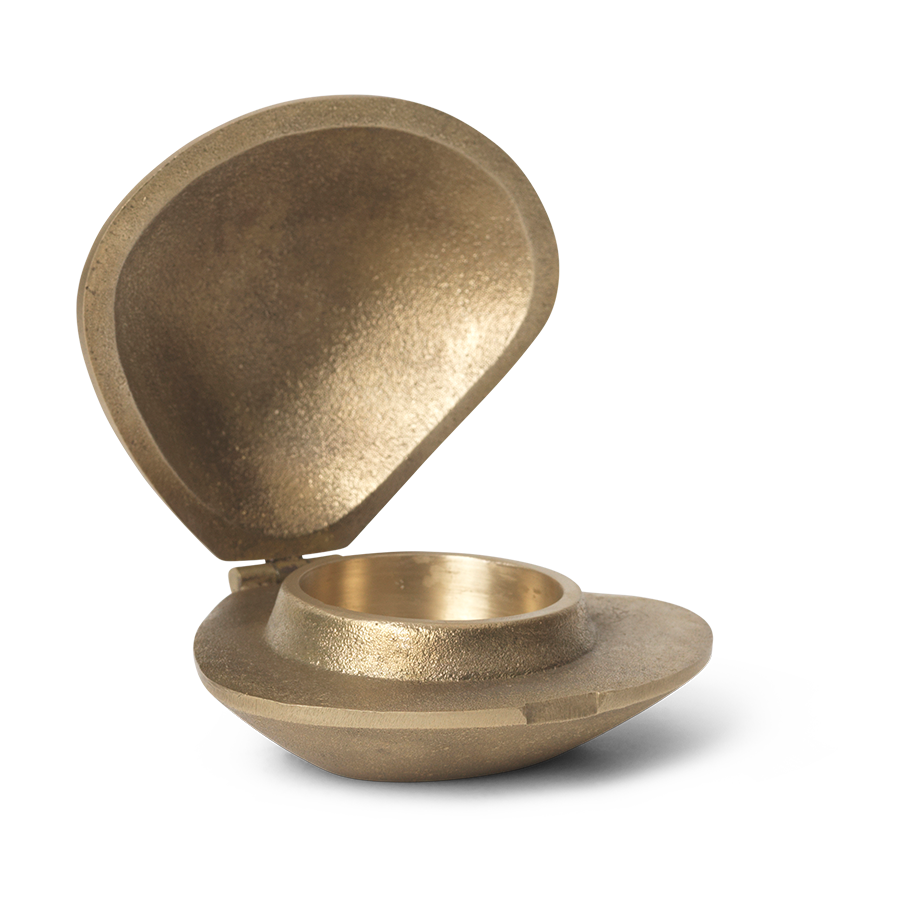 Ferm Living Clam ljuslykta Brass | Skandinavisk Design | Ljuslyktor & Ljusfat | Guldfärgad