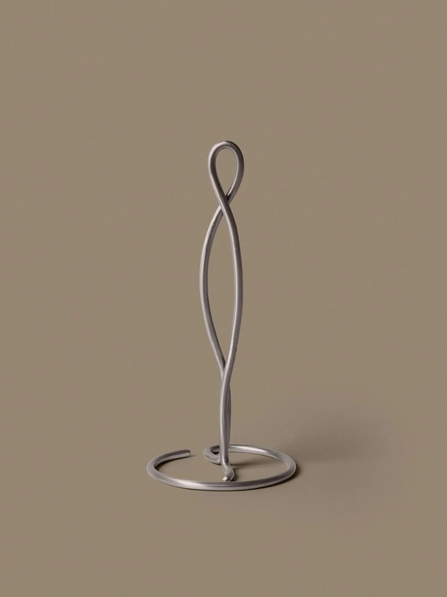 Curvature hushållspappershållare, Stainless steel Ferm Living