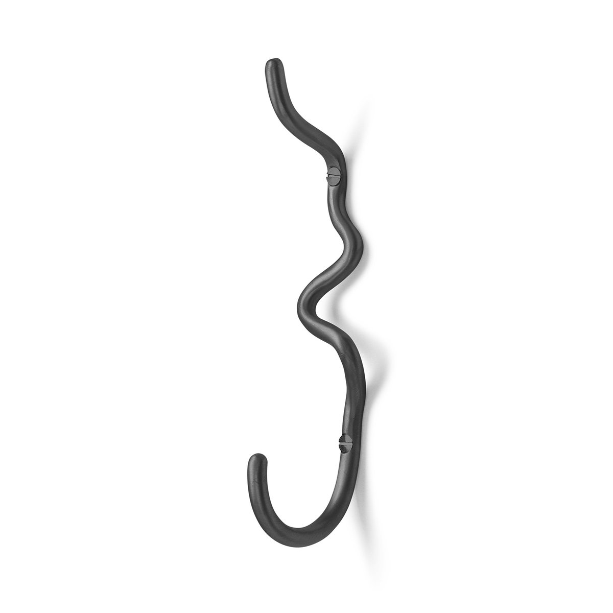 Ferm Living Curvature krok enkel Svart mässing | Skandinavisk Design | Krokar & Hängare | Svart