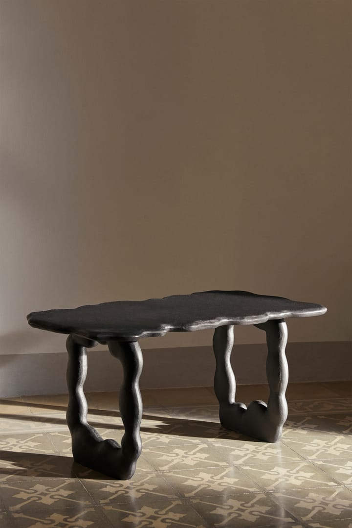 Dal Piece soffbord 100x50x47 cm, Black Aluminium Ferm Living