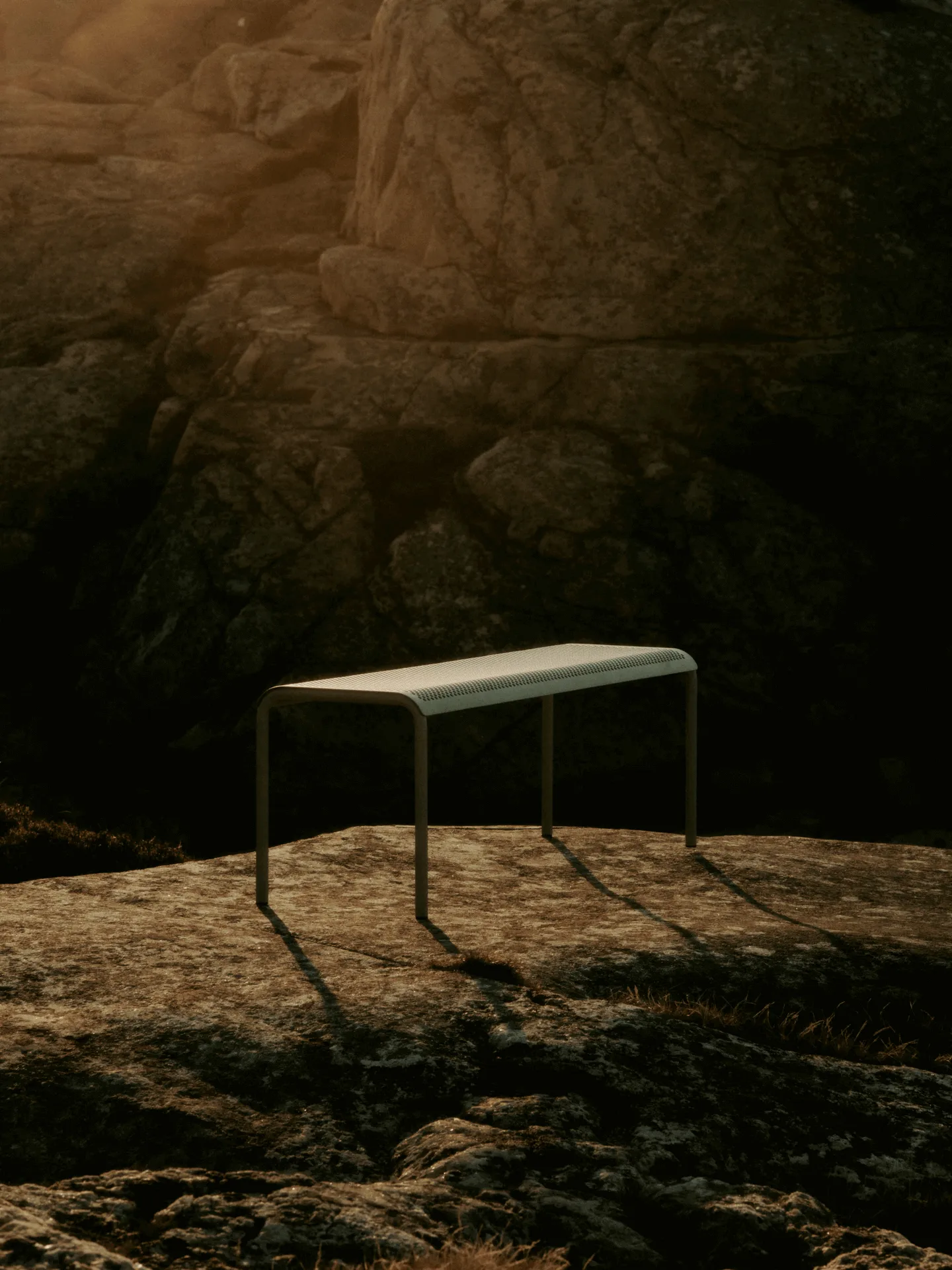 Dapple bänk 45x130x39,8 cm, Tea Green Ferm Living