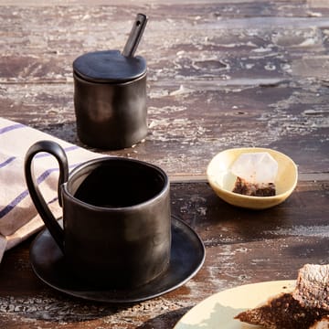 Flow mugg 36 cl - Svart - Ferm Living