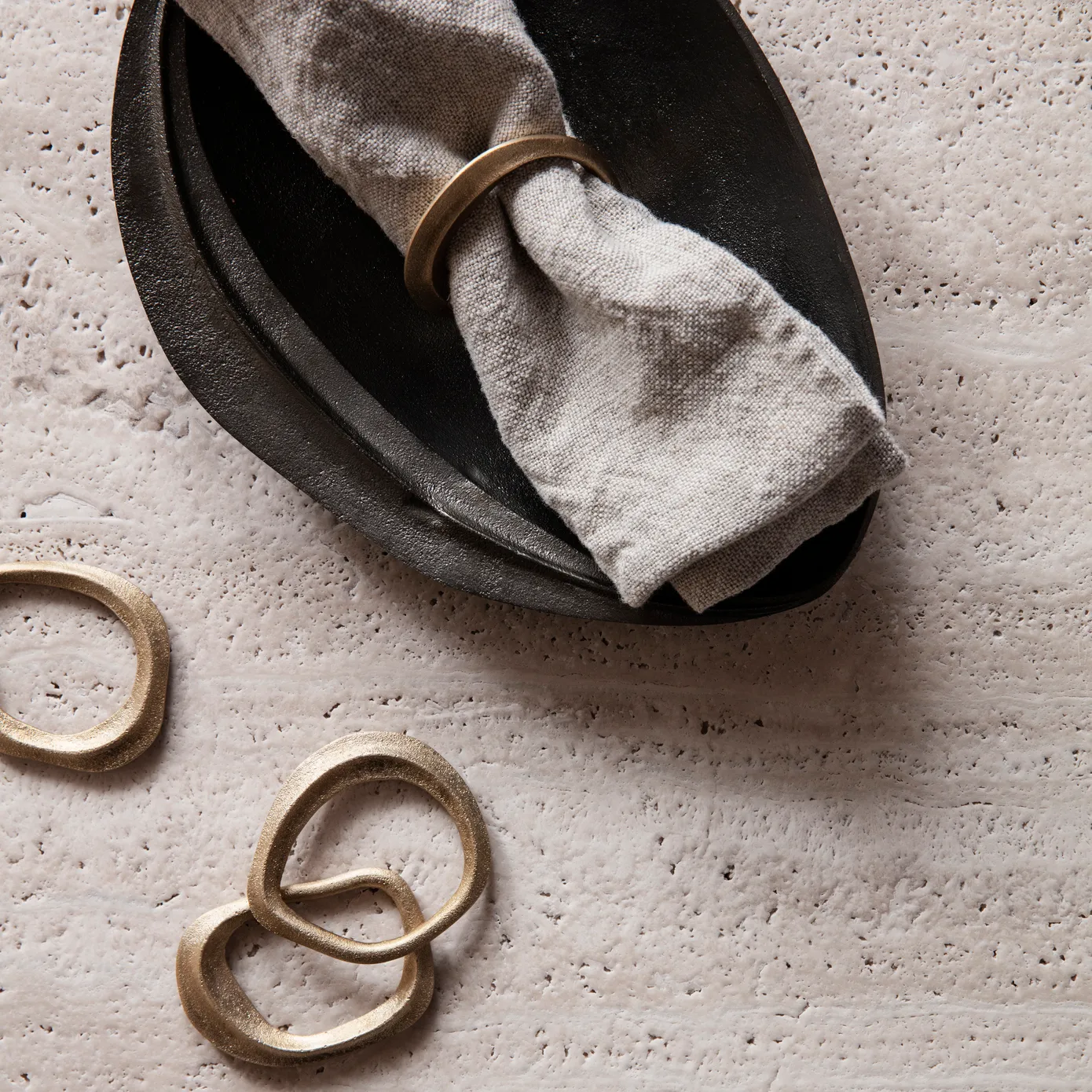 Flow servettring 4-pack, Mässing Ferm Living