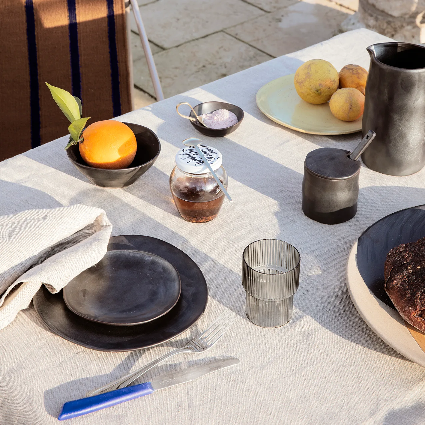 Flow tallrik 22 cm, Gulspräcklig Ferm Living