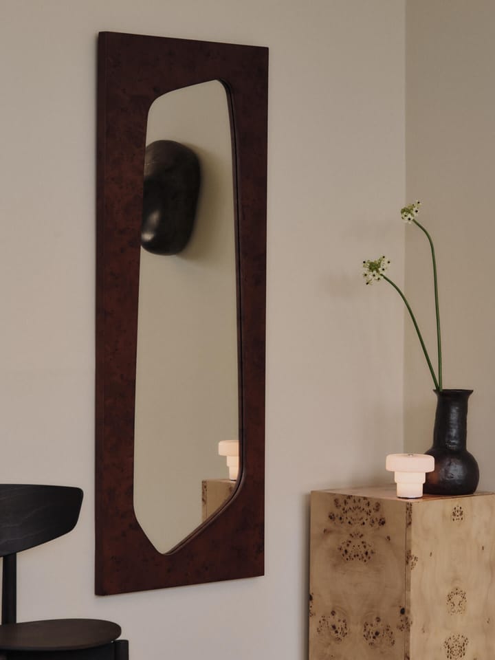 Folia spegel, Dark stained burl, 135 cm Ferm Living