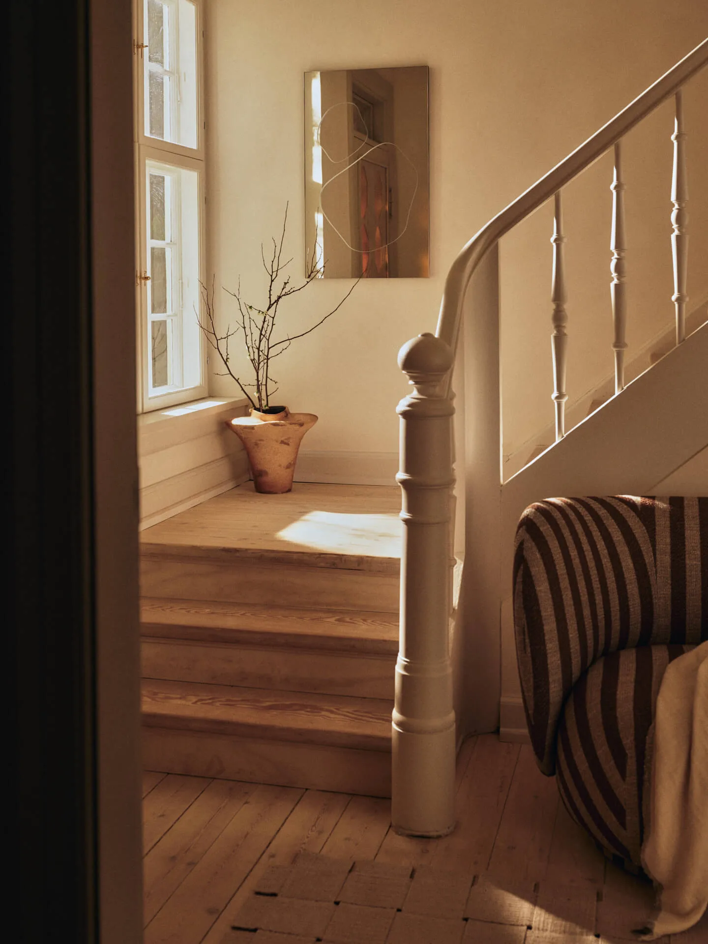 Folia spegel, Silver, 82 cm Ferm Living