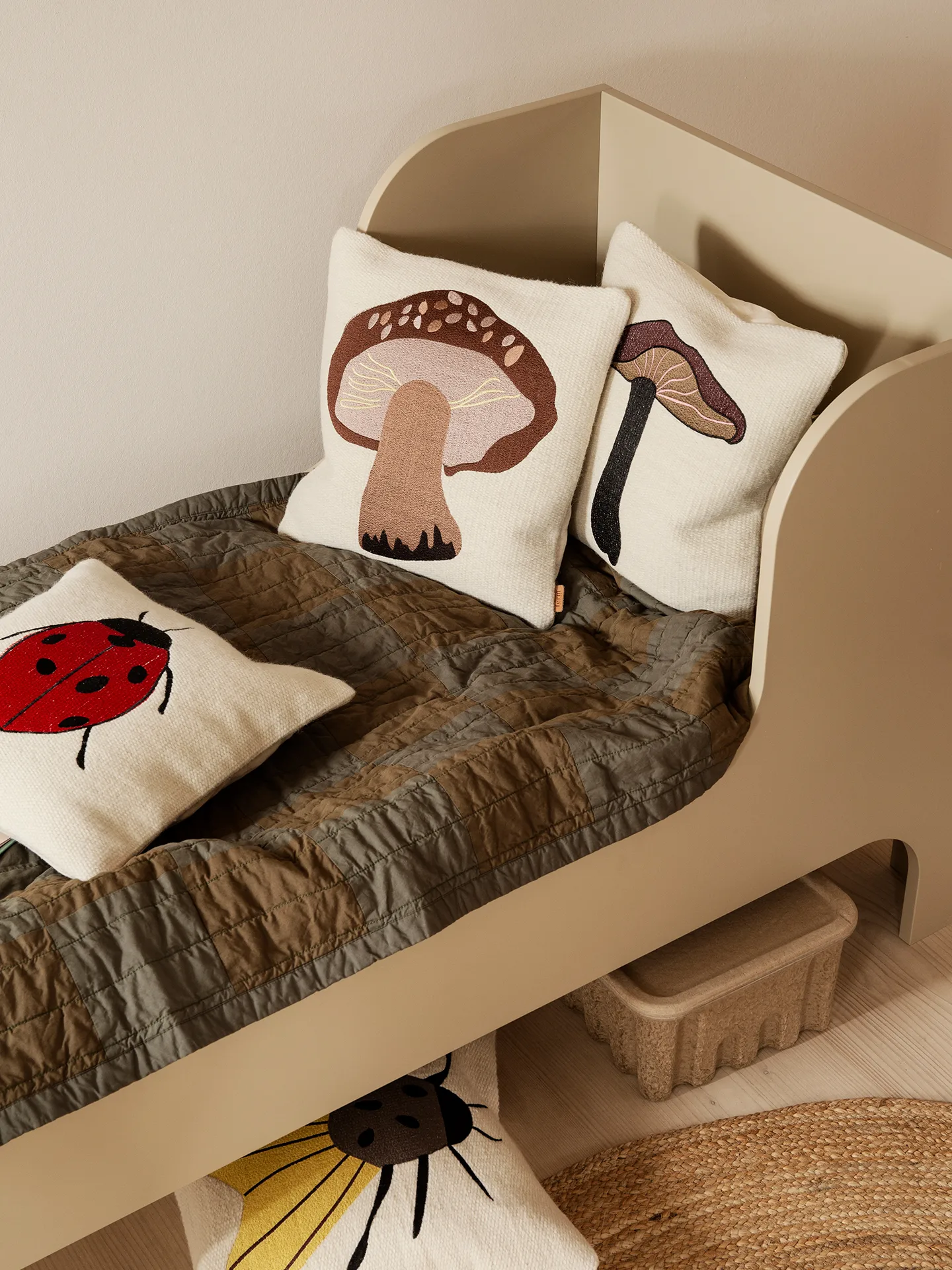 Forest broderad kudde 40x40 cm, Porcini Ferm Living