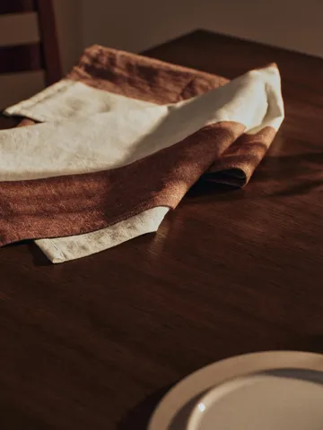 Hale kökshandduk 50x70 cm - Chestnut-frosted lime - Ferm Living