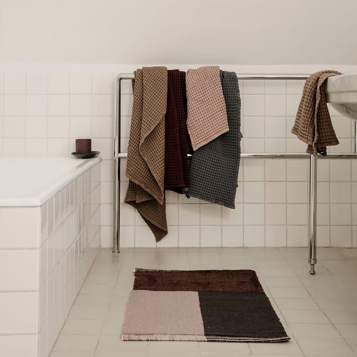 Handduk ekologisk bomull grå, 70x140 cm Ferm Living
