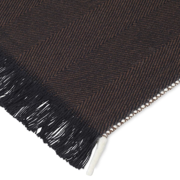Herringbone pläd 120x180 cm - Dark coffee - Ferm LIVING