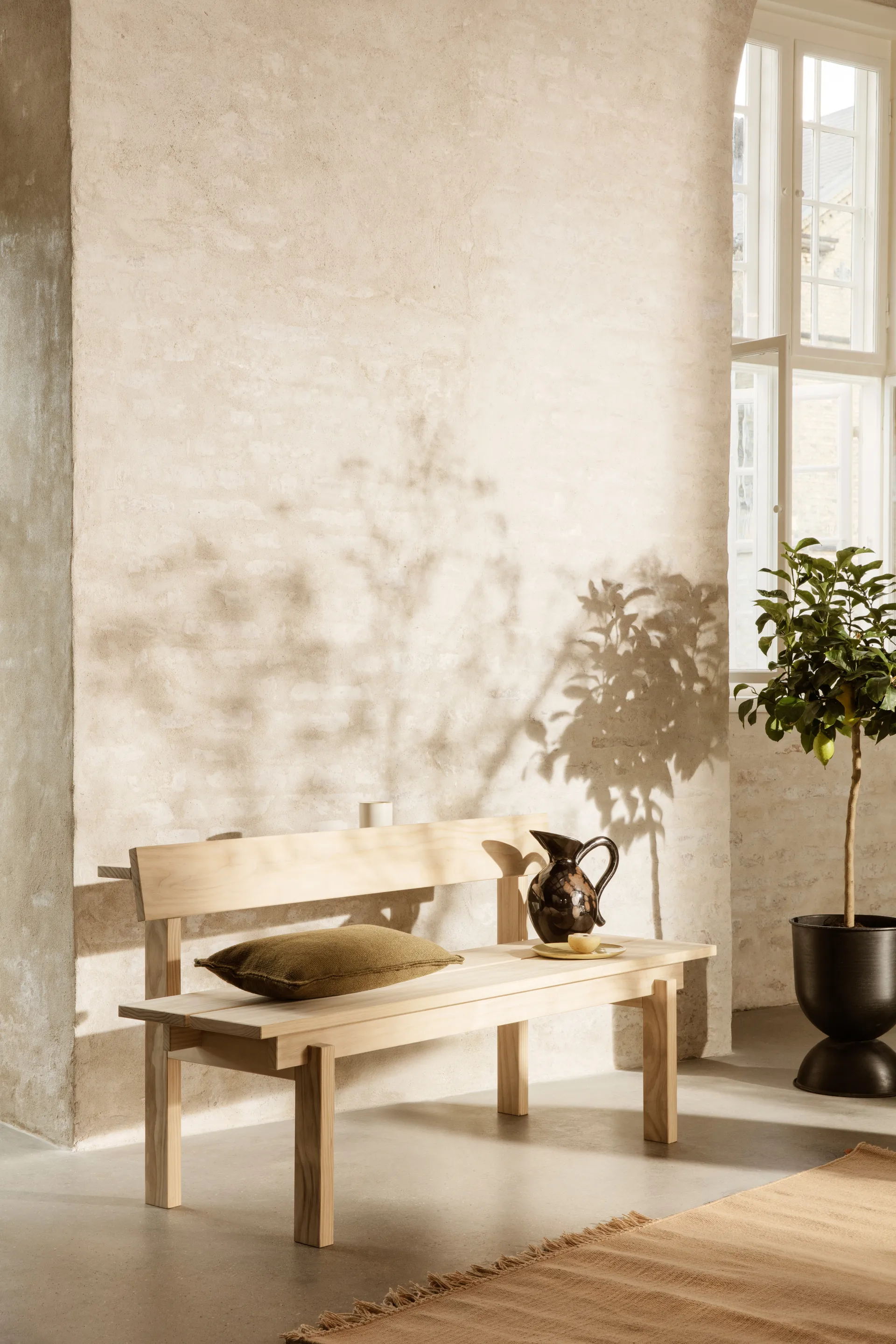 Hourglass kruka liten Ø31 cm, Svart-mörkgrå Ferm Living