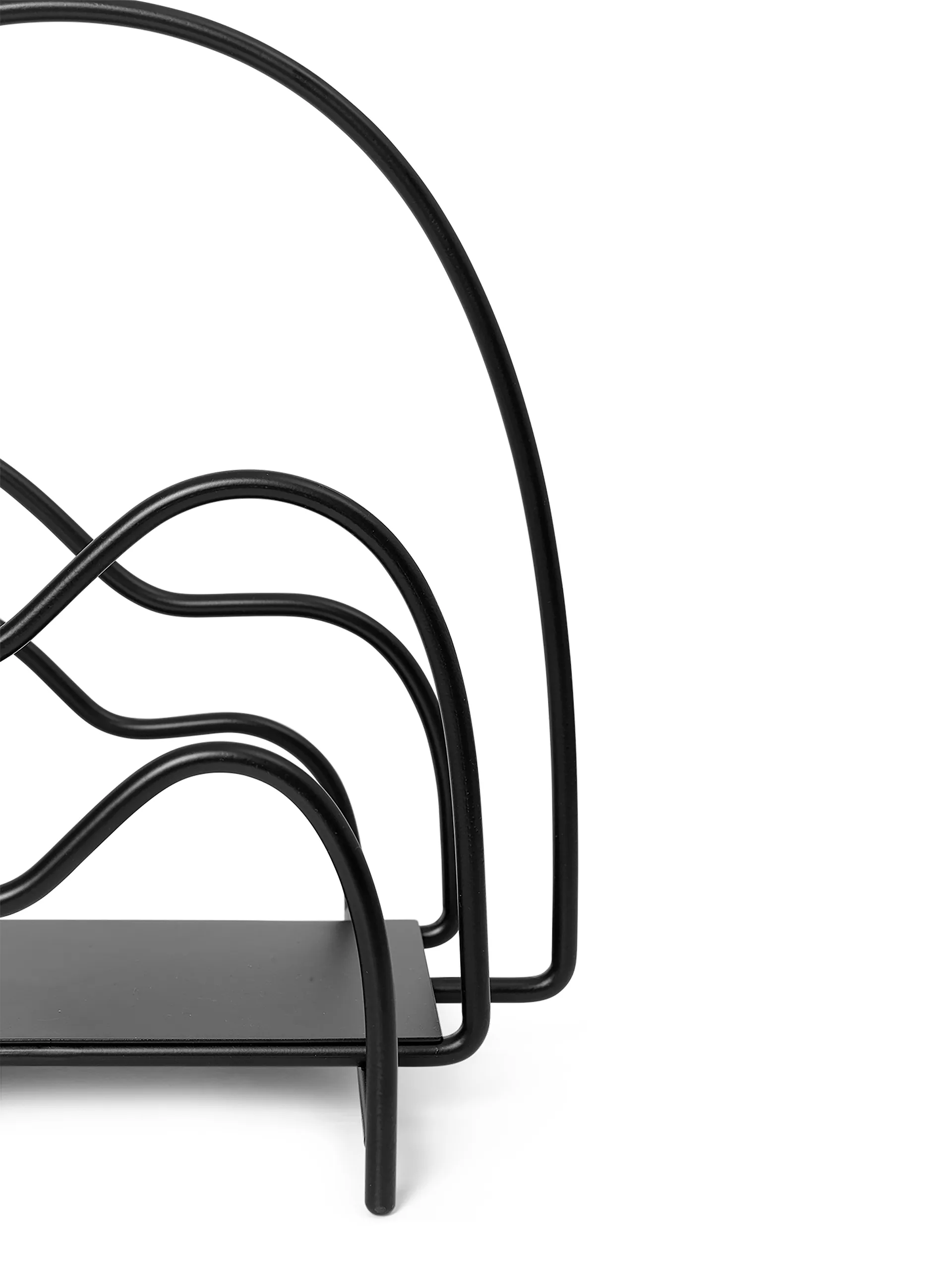 Lithos tidningsställ, Black Ferm Living