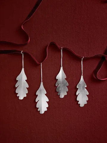 Oak leaf dekorationshängen 13,5 cm 4 pack - Silver - Ferm Living