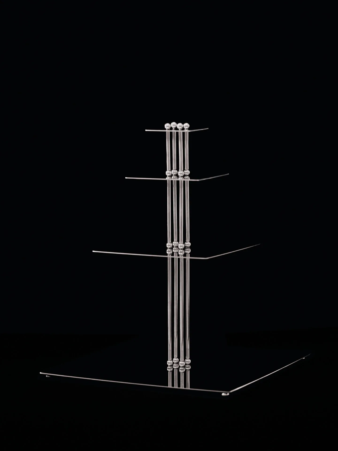 Orbelle våningsfat, Mirror polished Ferm Living