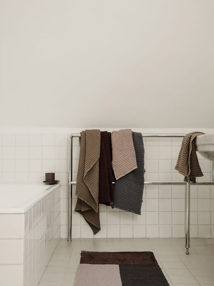 Organic badhandduk 70x140 cm - Dusty rose - Ferm LIVING