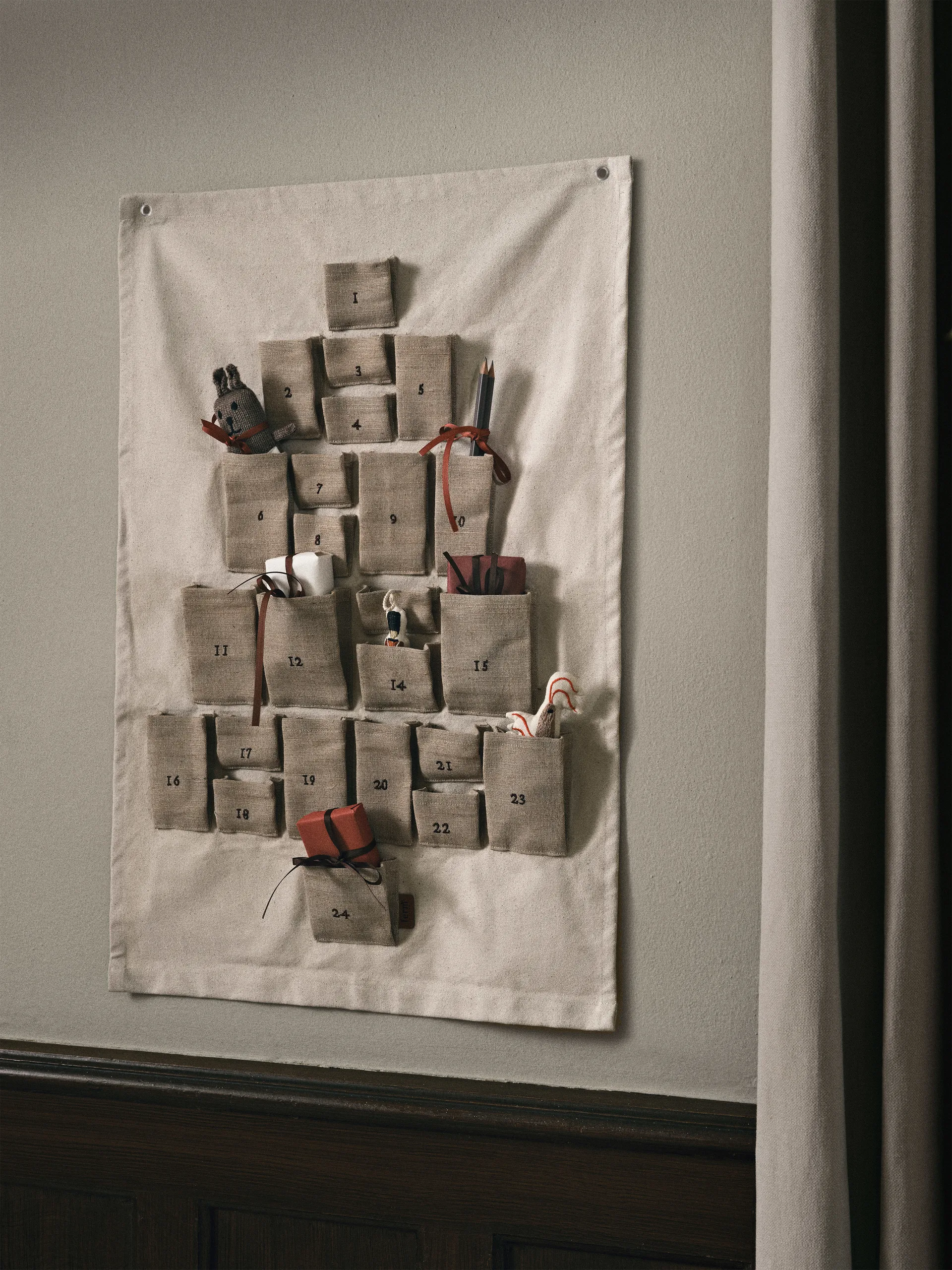 Pine julkalender, Mini, 50x69 cm Ferm Living