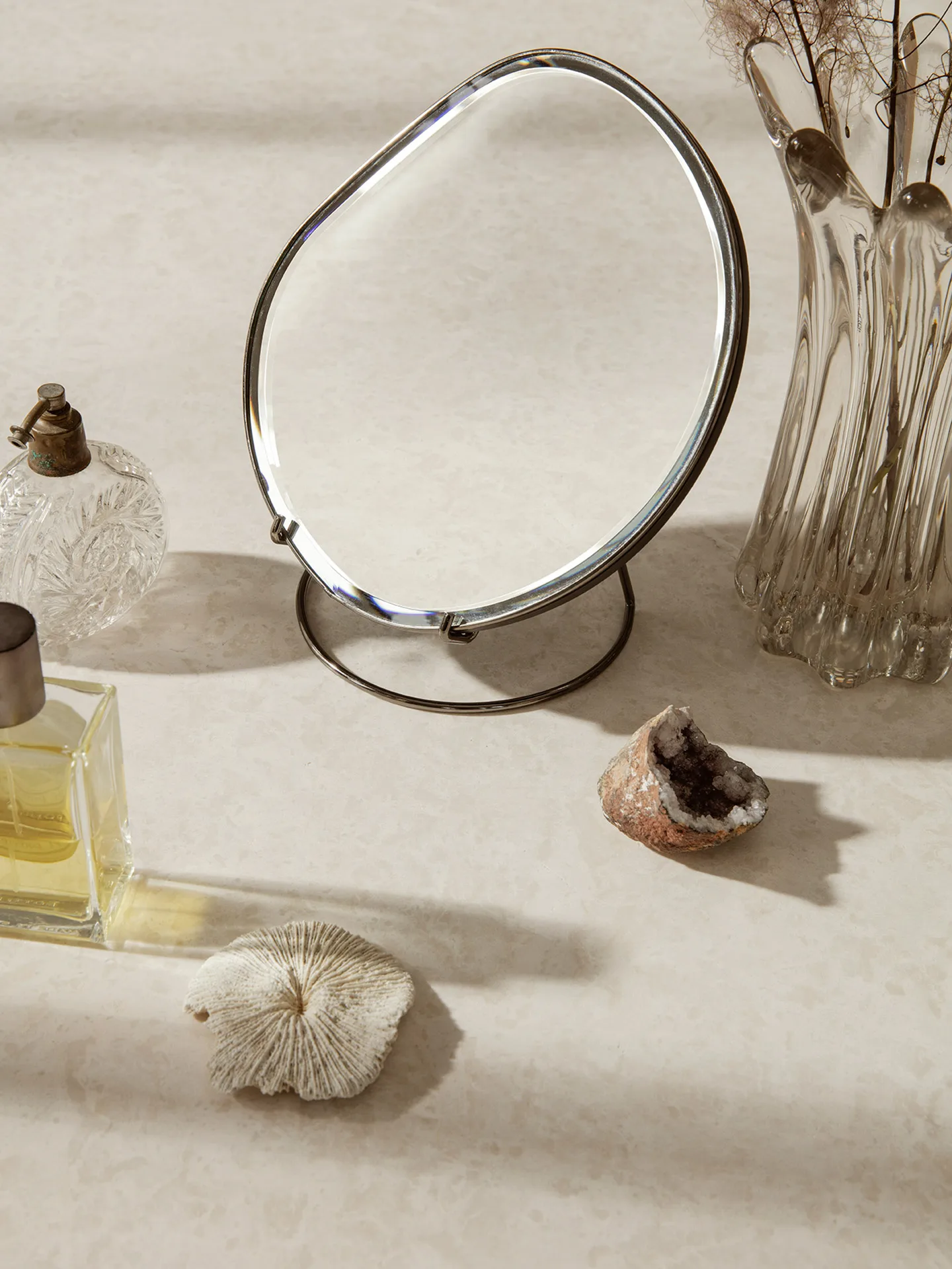 Pond bordsspegel, Dark chrome Ferm Living