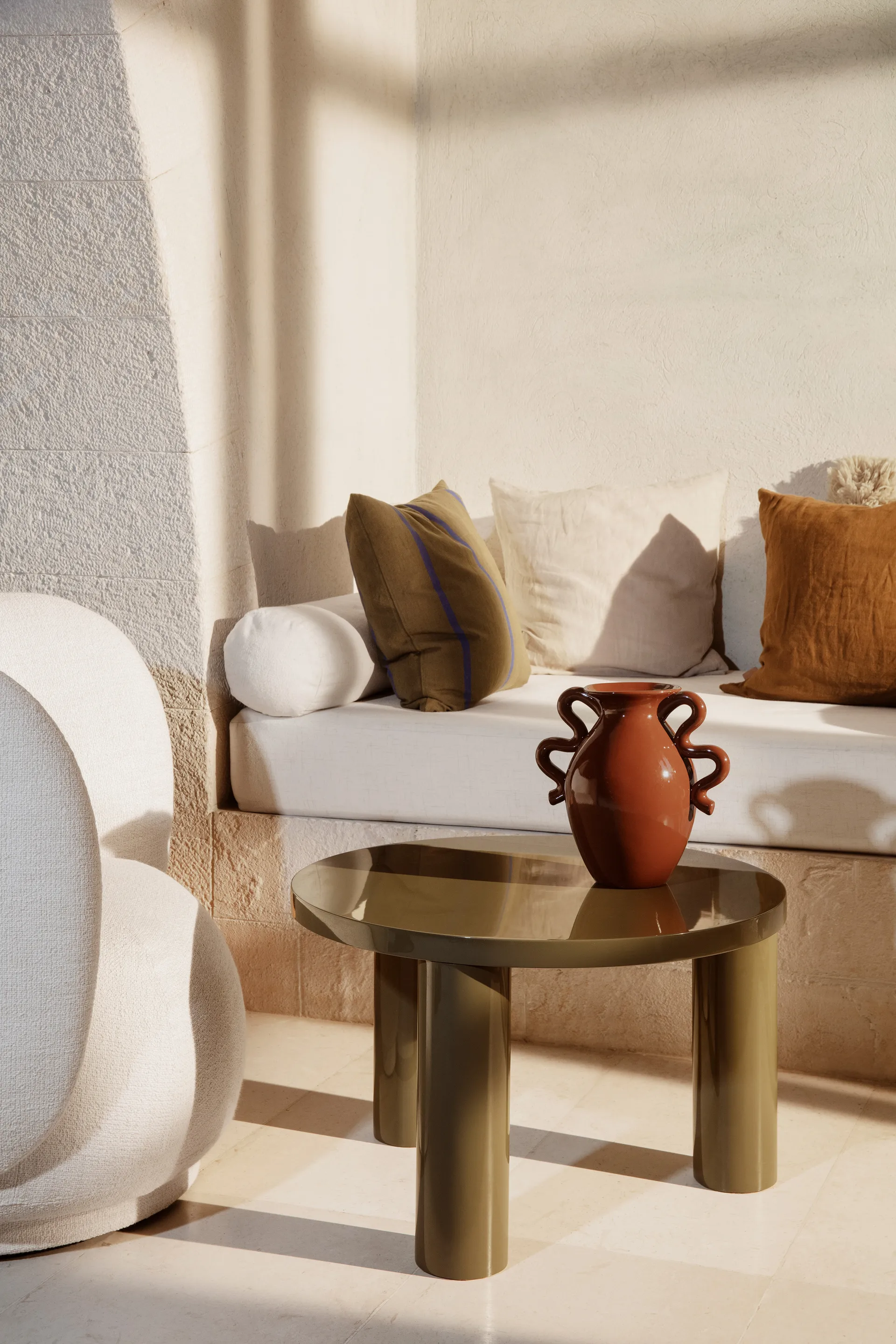 Post soffbord small Ø65 cm, Olive Ferm Living