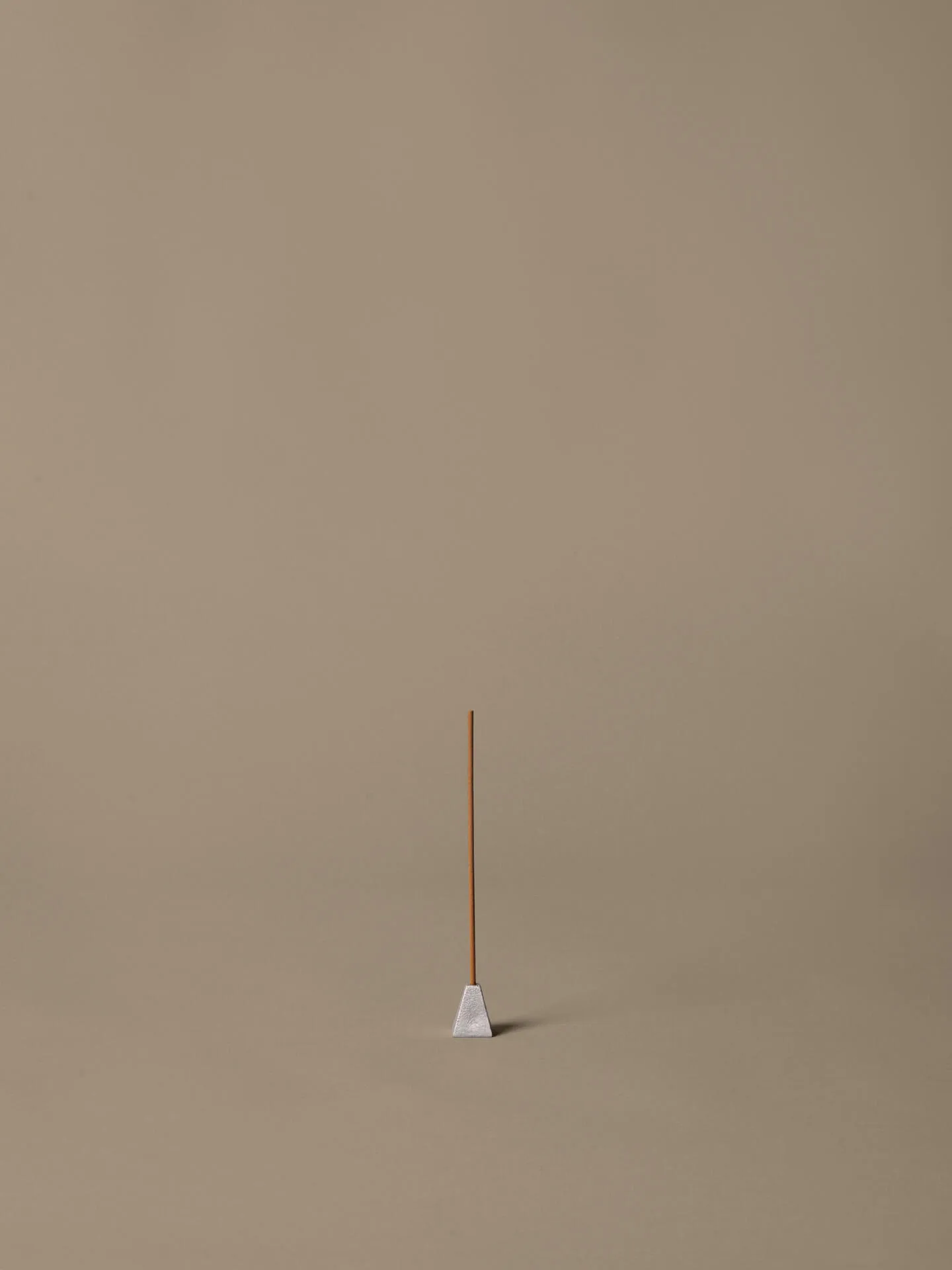 Pyra rökelsebrännare, Borstad aluminium Ferm Living