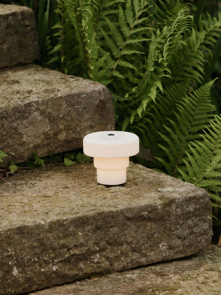 Ripple portabel bordslampa 10 cm, White Ferm Living