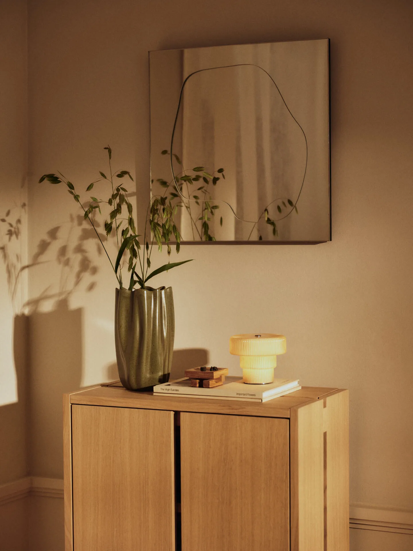 Ripple portabel bordslampa, Oat, 10 cm Ferm Living