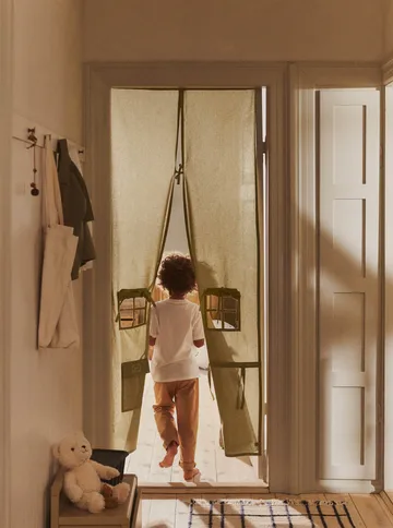 Settle dörrgardin - Elm green, 85x205 cm - Ferm Living