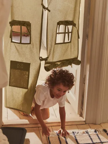 Settle dörrgardin - Elm green, 85x205 cm - Ferm Living