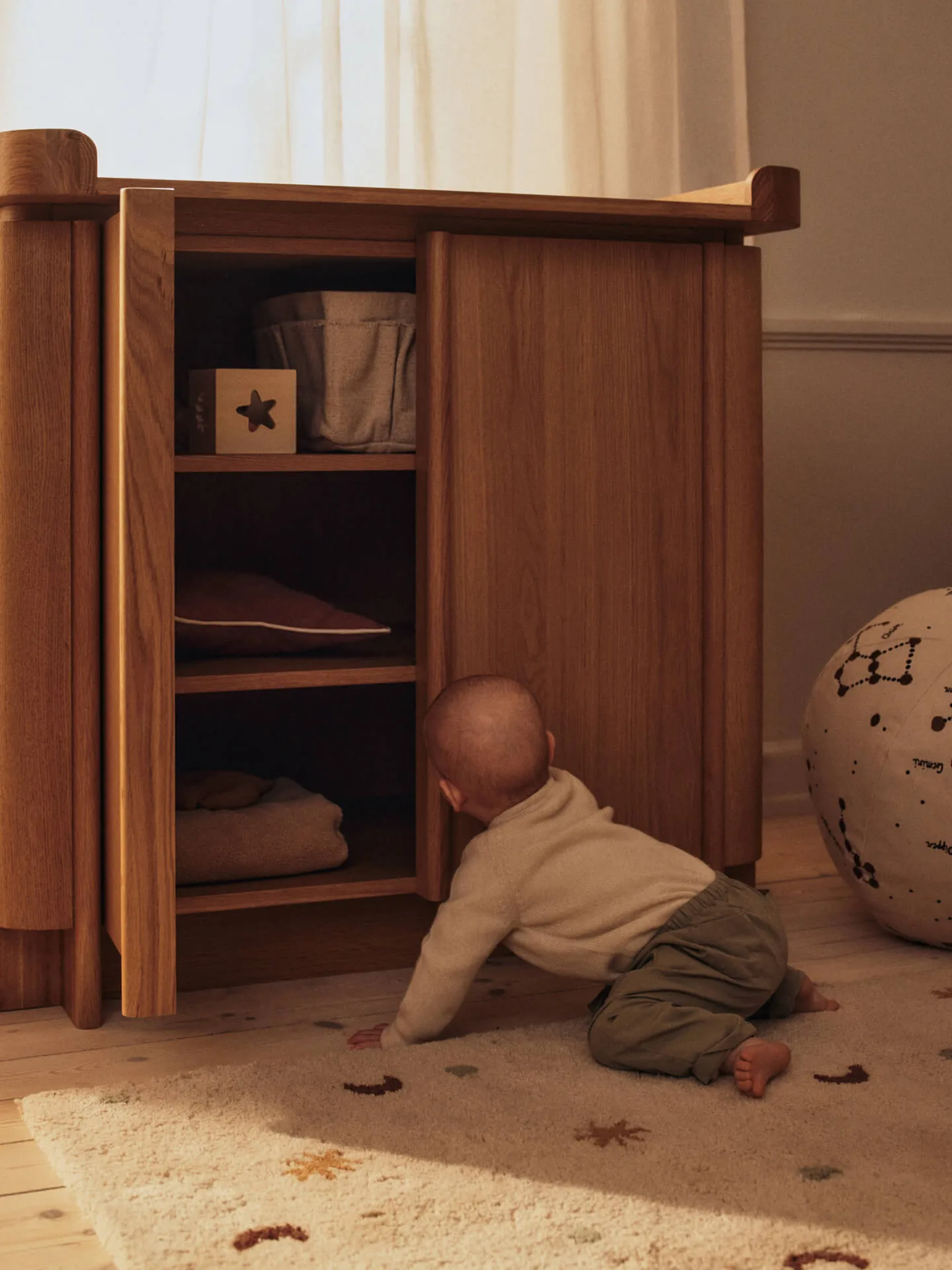 Skötbord till Tilu byrå, Natural oak, 100x74x10 cm Ferm Living