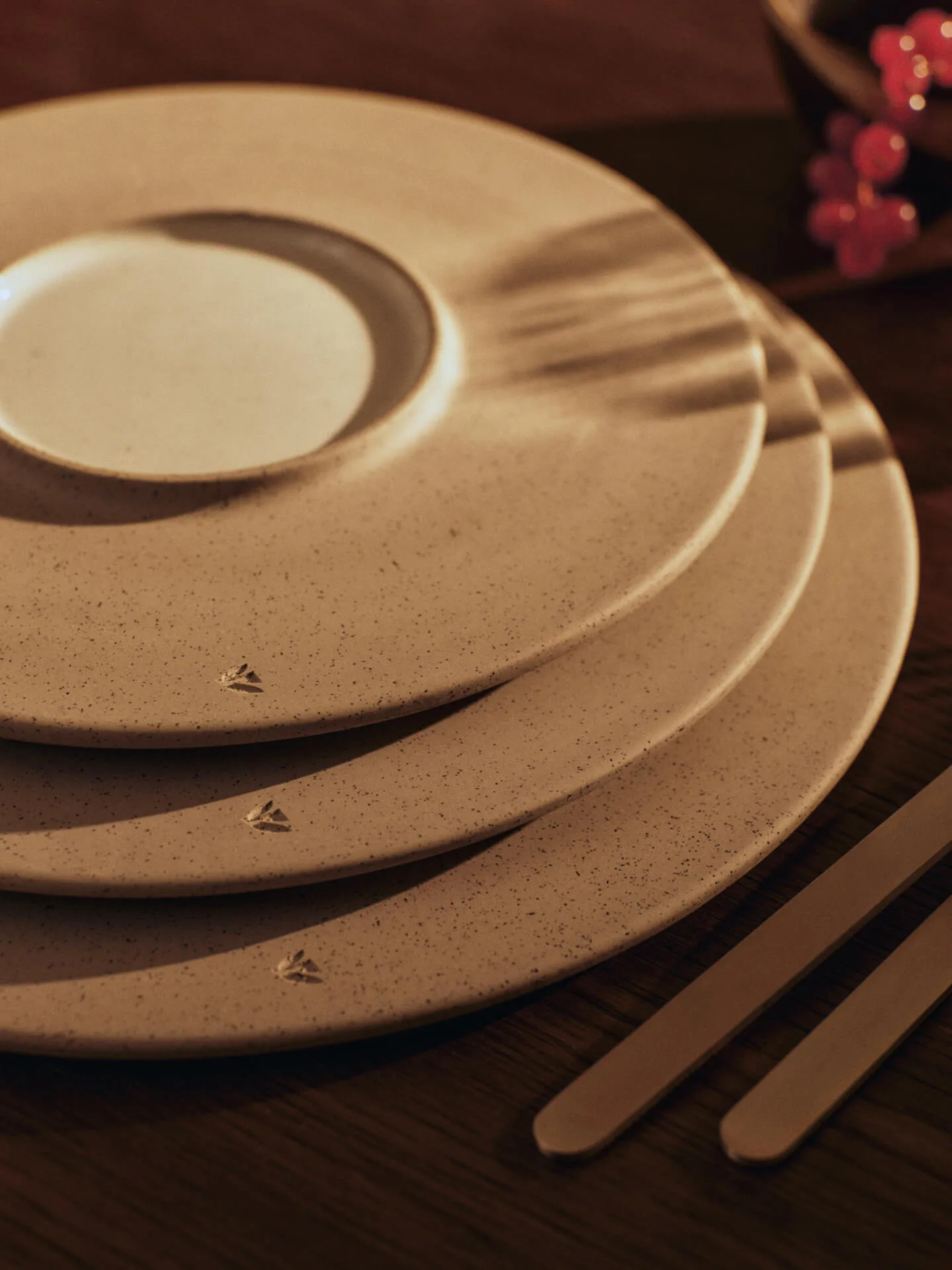 Sonae tallrik 2-pack, Grey-white, Ø22 cm Ferm Living