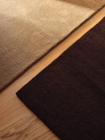 Stille tuftad matta - Dark pecan, 140x200 cm - Ferm Living