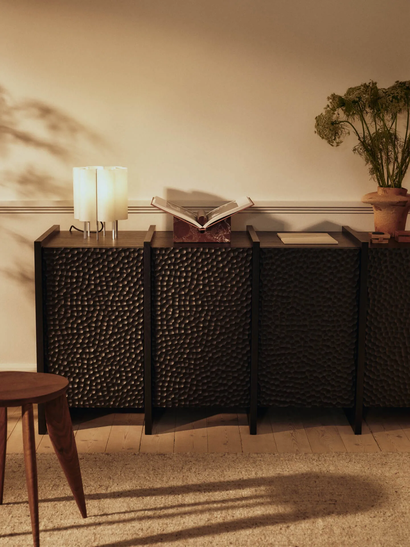 Tvara bokställ, Rosso levanto, 22x22 cm Ferm Living