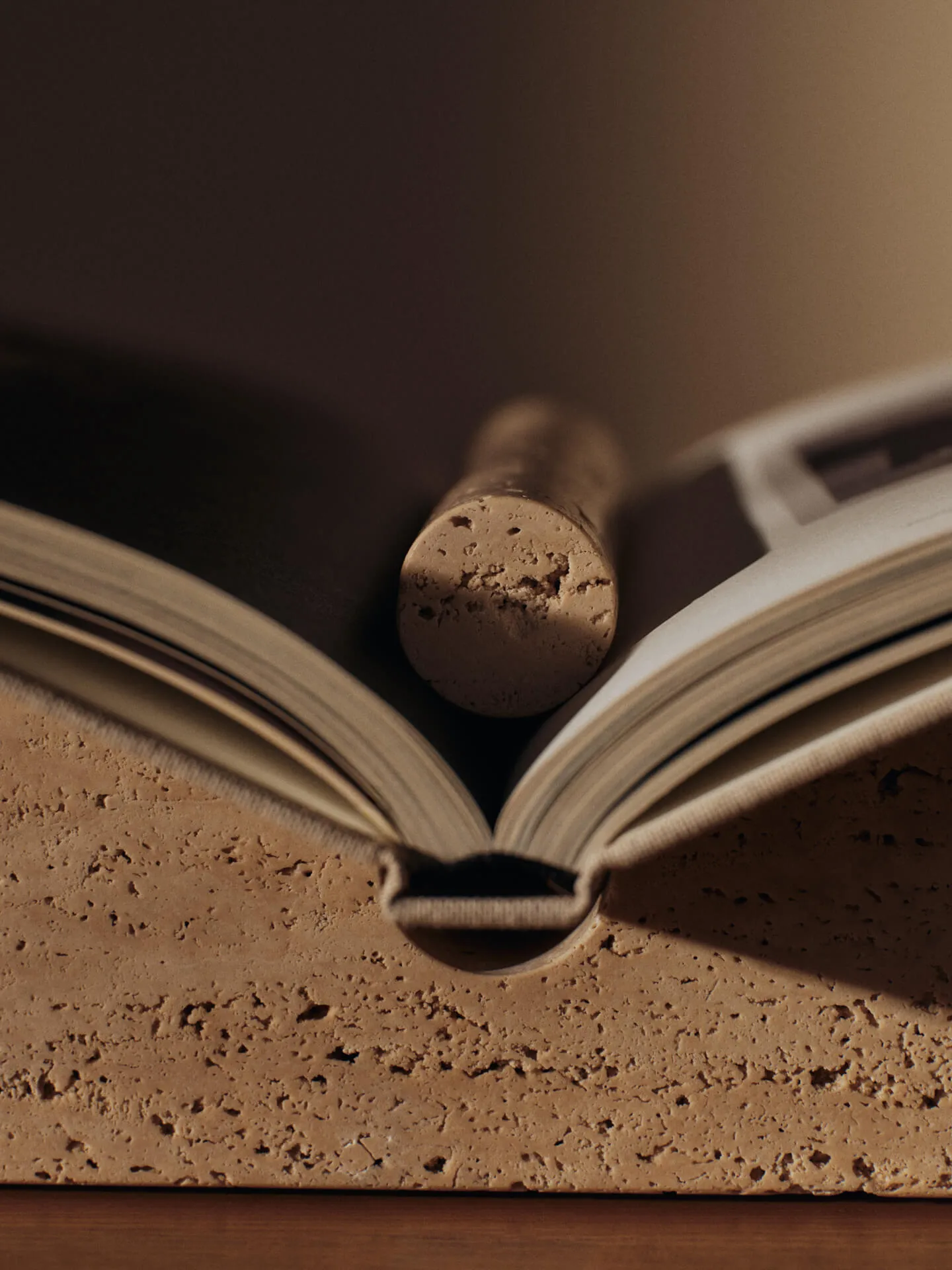 Tvara bokställ, Travertine, 22x22 cm Ferm Living