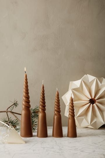 Twisted candles skruvade ljus 4-pack - Straw - Ferm Living