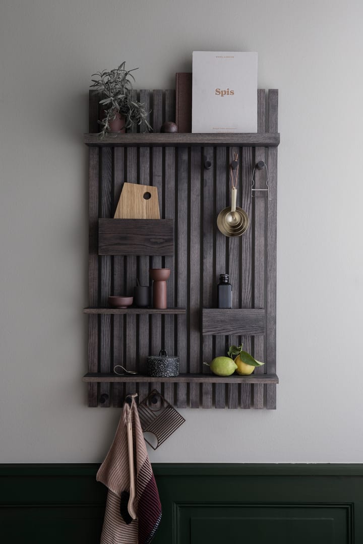 Wooden multi shelf hylla - Mörkbetsad ask - ferm LIVING
