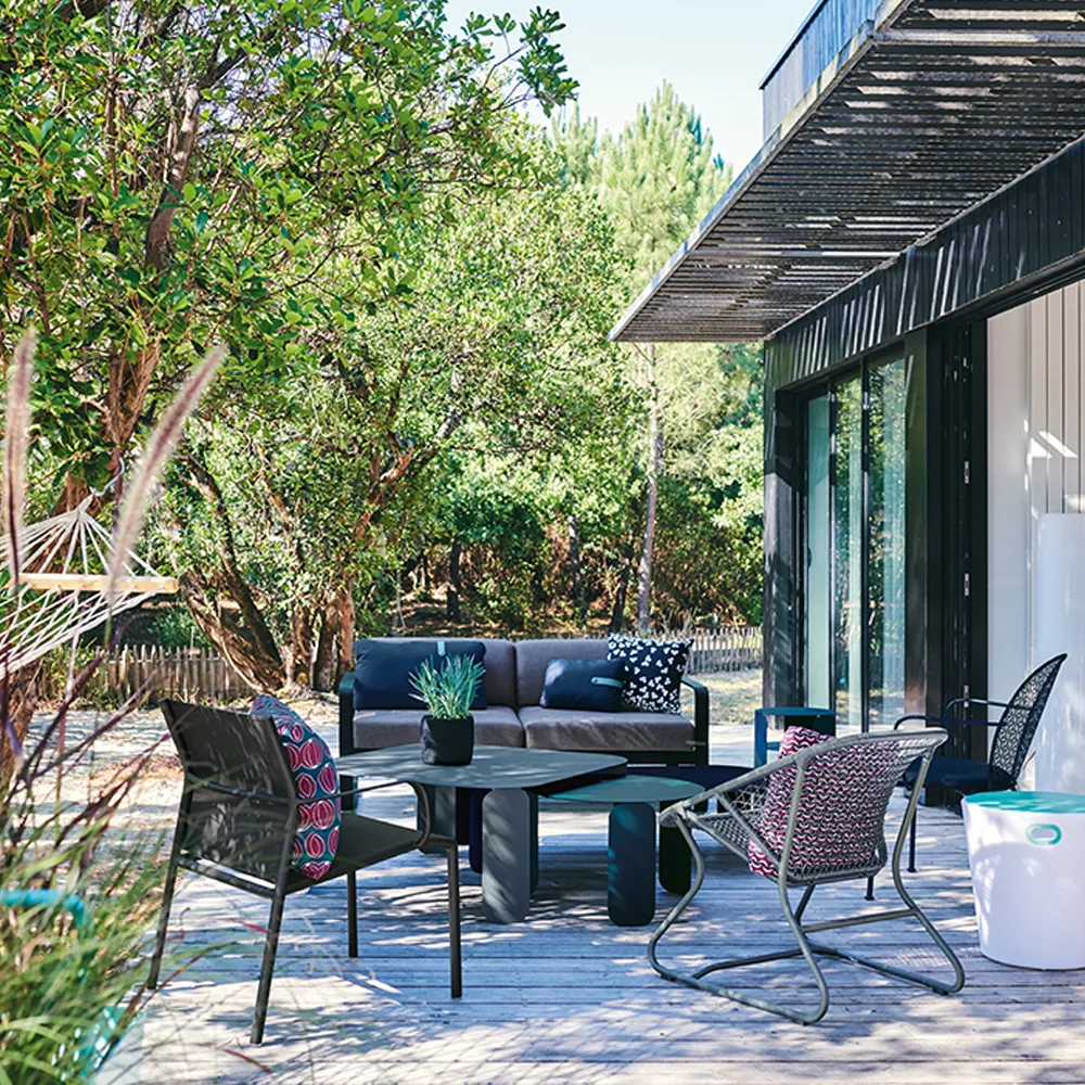 Bebop Ø80 bord lågt, acapulco blue Fermob