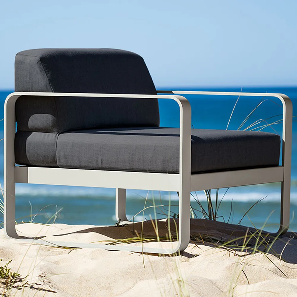 Bellevie fåtölj, red ochre, off-white dyna Fermob