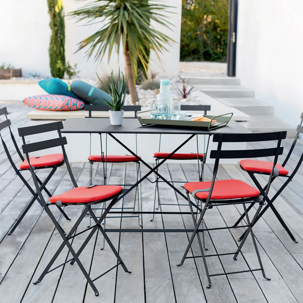 Bistro bord 117x77 cm, Black cherry (vinröd) Fermob