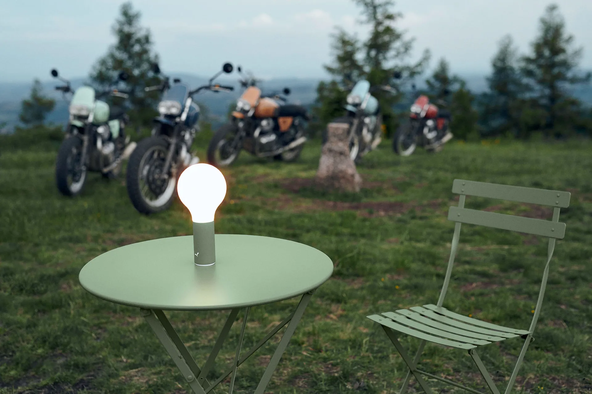 Bistro Metal stol, Maya blue Fermob