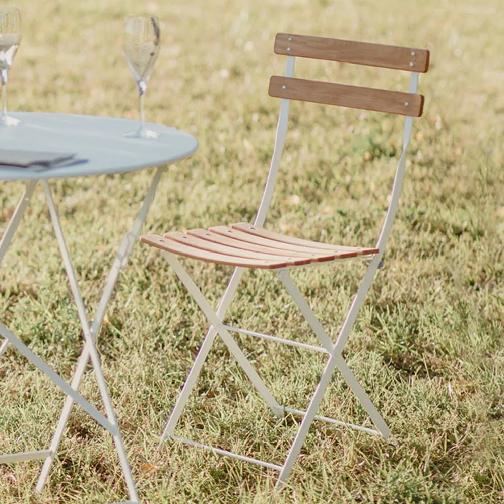 Bistro Natural stol, Rosemary (grön), oljad bok Fermob