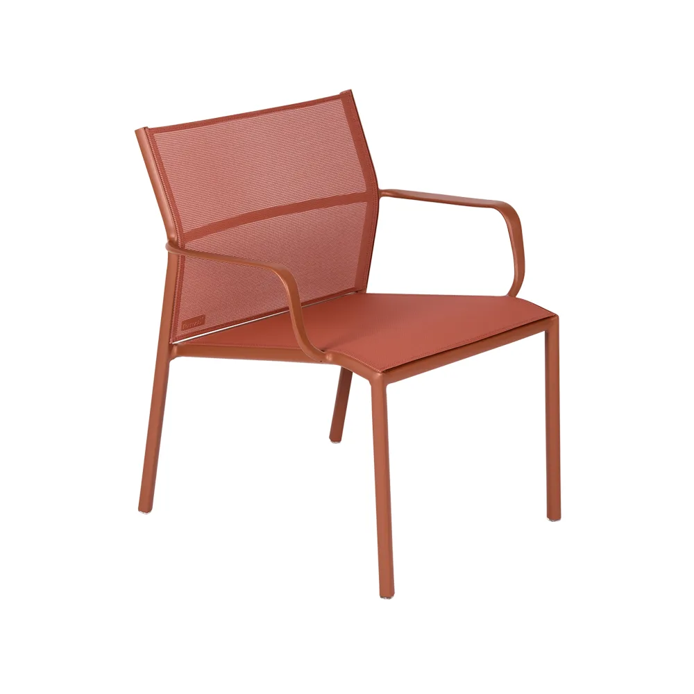 Cadiz karmstol låg, red ochre Fermob