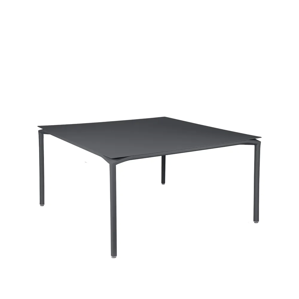 Calvi bord kvadratiskt 140x140 cm, anthracite Fermob