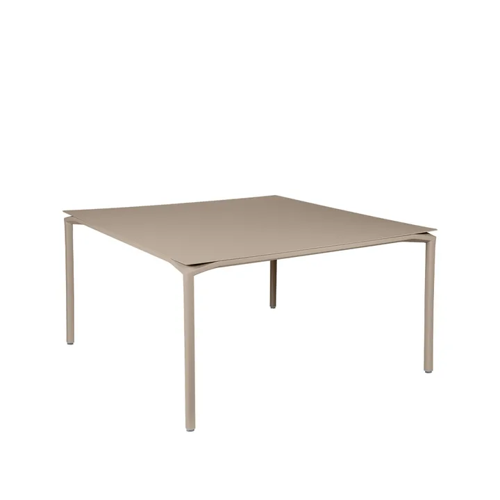 Calvi bord kvadratiskt 140x140 cm - nutmeg - Fermob