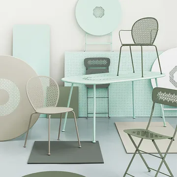 Lorette karmstol - Liquorice (svart) - Fermob