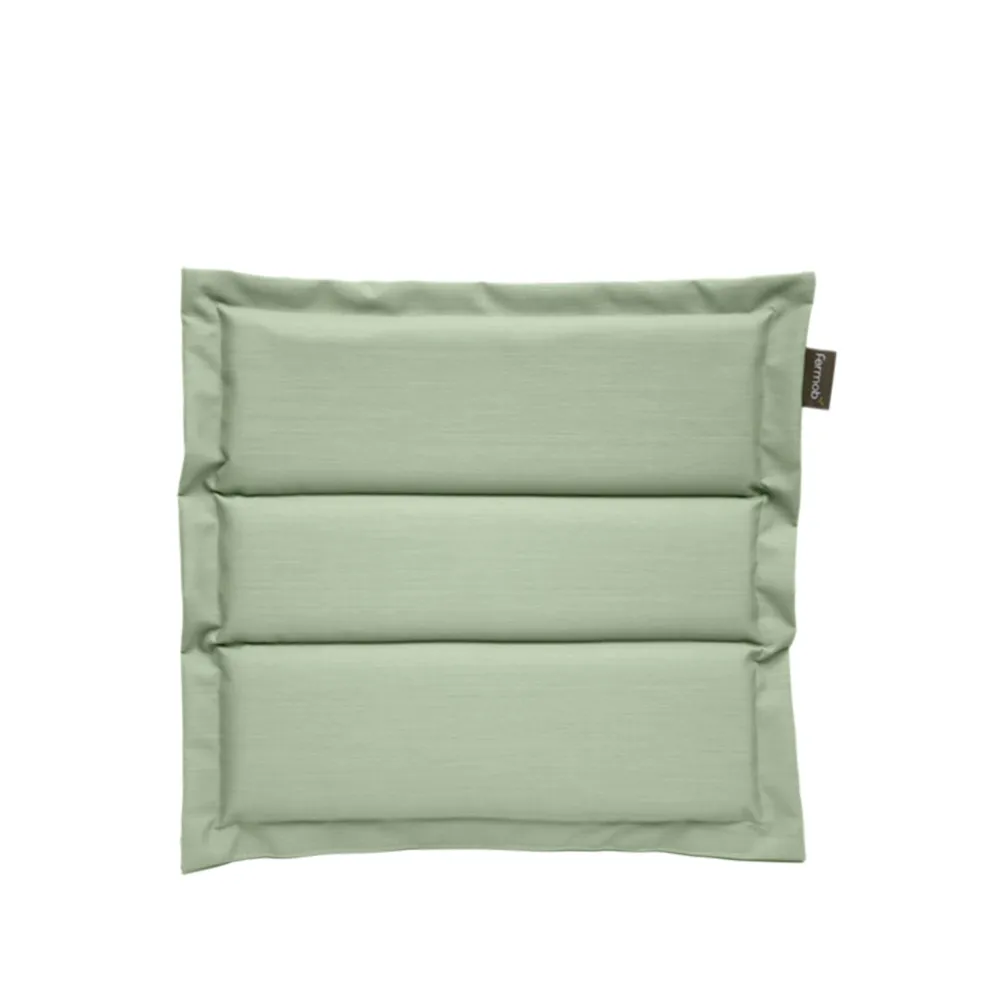 Luxembourg dyna, almond green Fermob