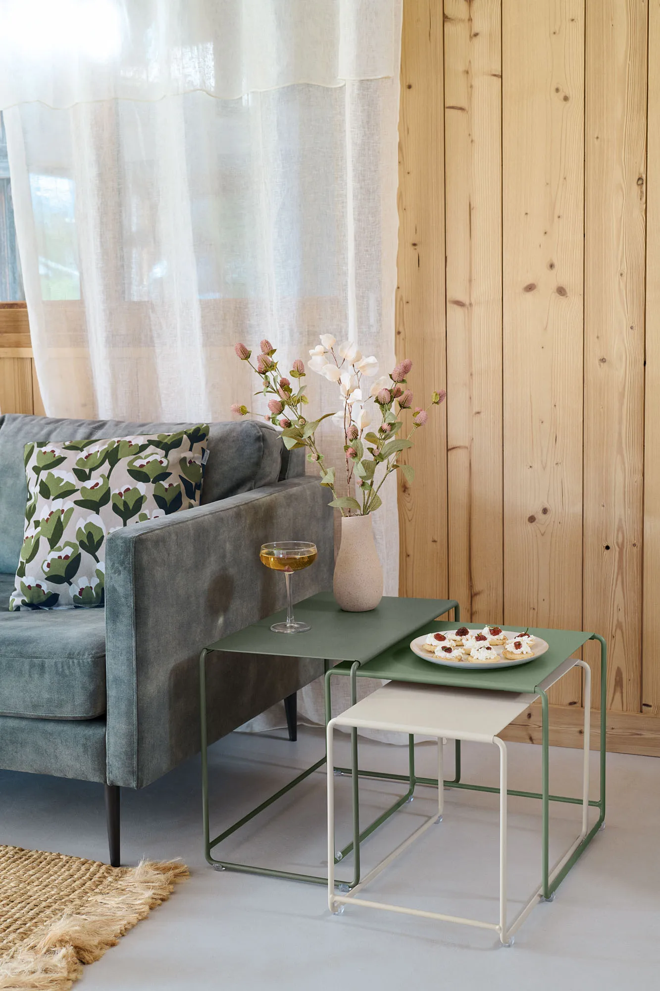 Oulala satsbord, Rosemary-cactus-clay grey Fermob