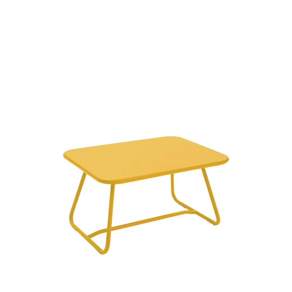 Sixties bord, honey Fermob