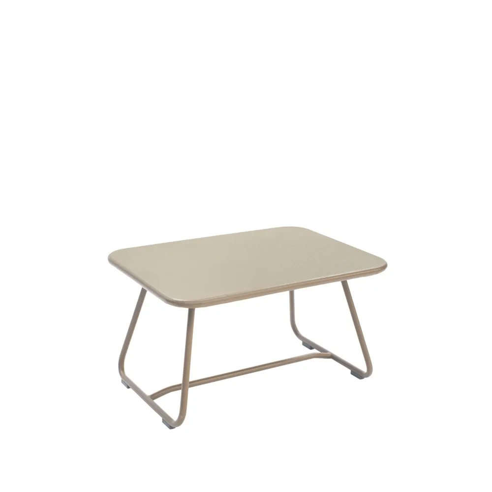 Sixties bord, nutmeg Fermob