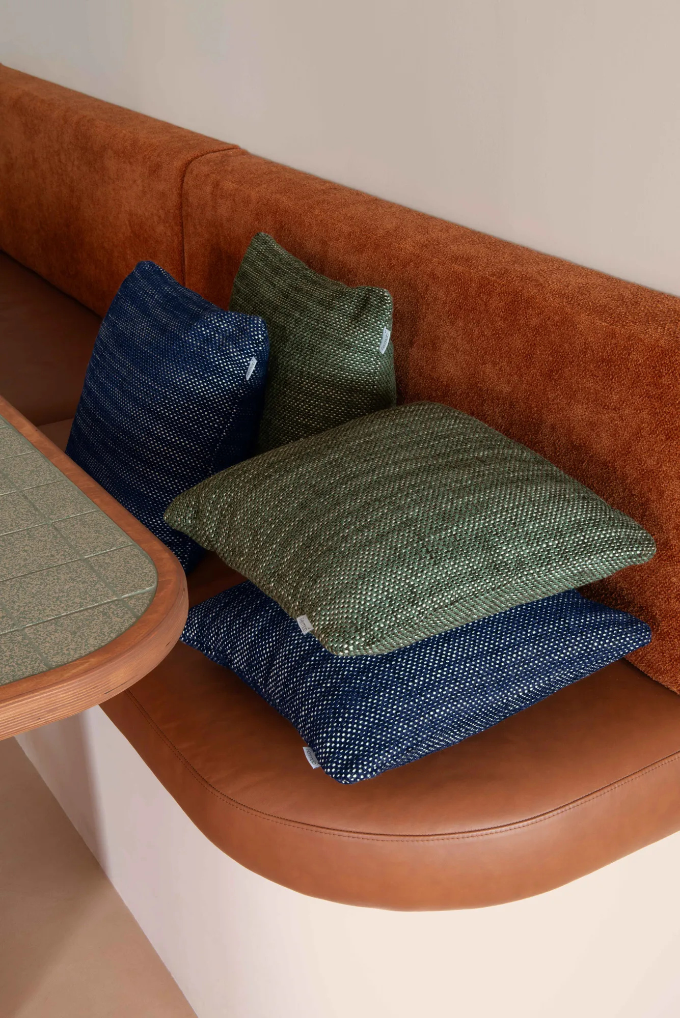 Vibration Rythmo kudde 44x44 cm, Midnight Fermob