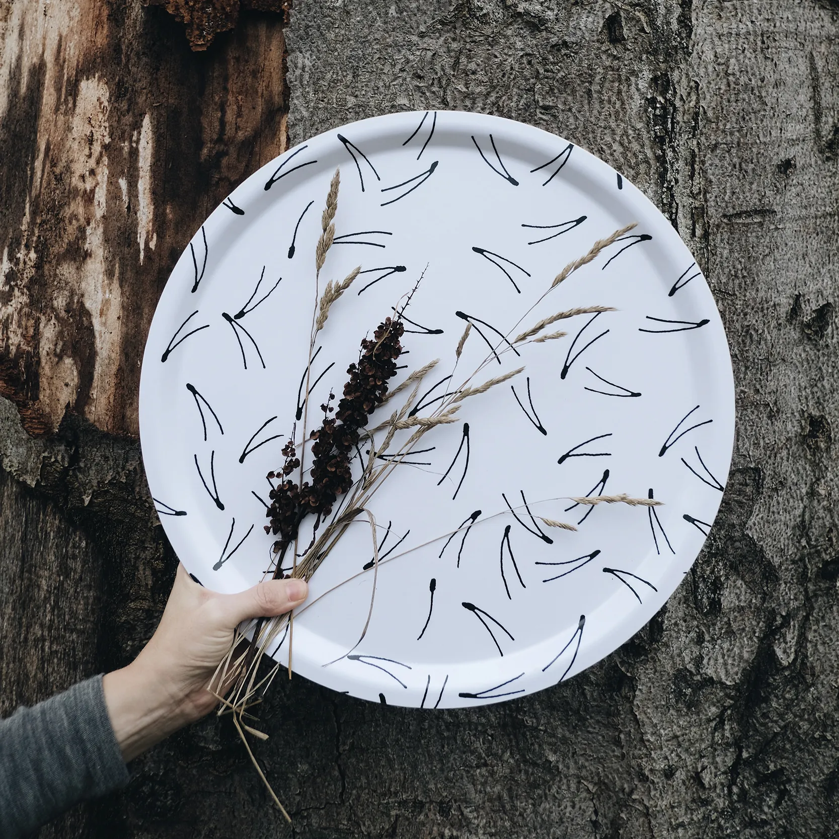 Barr bricka Ø38 cm, Svart-vit Fine Little Day